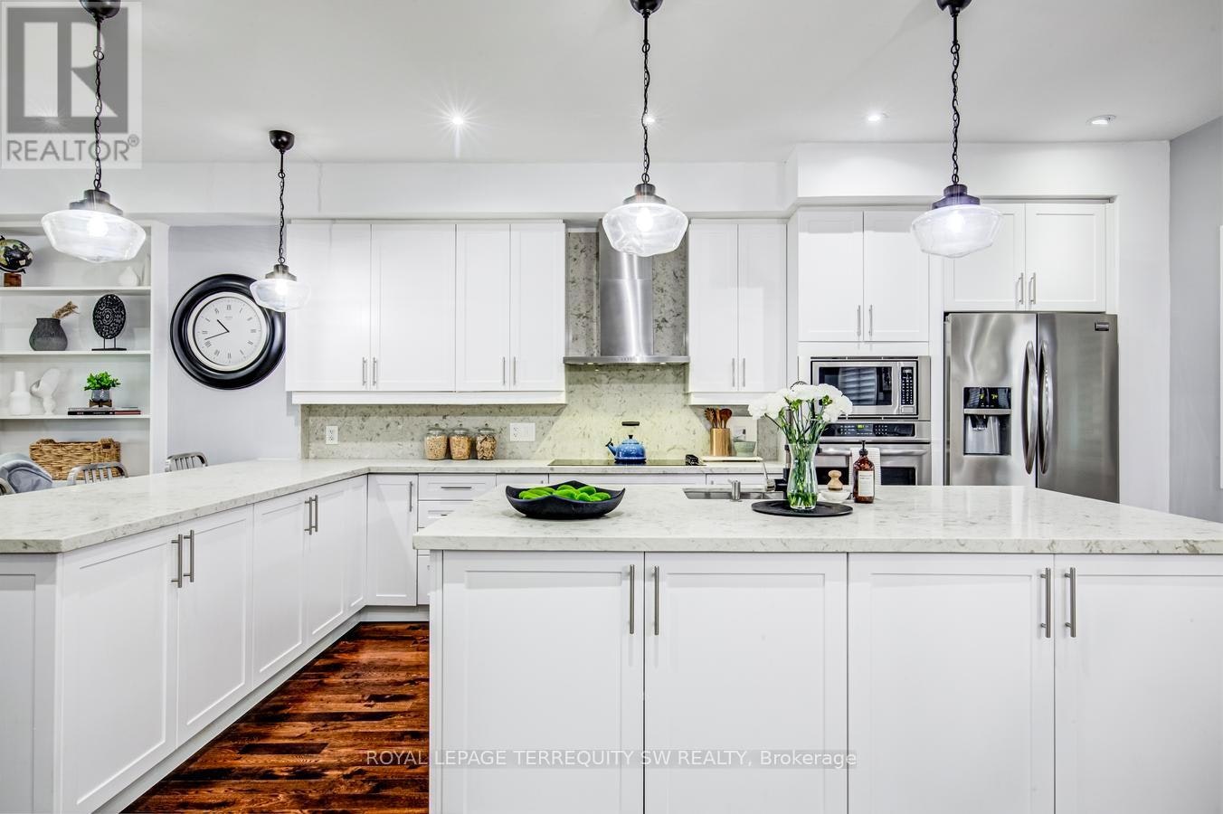 888 Fourth Street, Mississauga, ON, L5E 1J6 - 4
