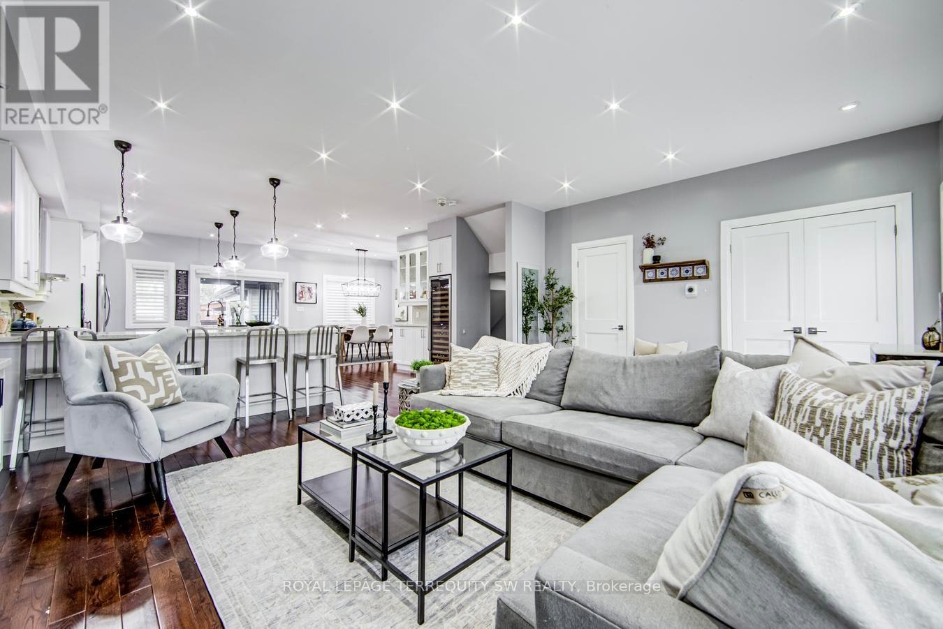 888 Fourth Street, Mississauga, ON, L5E 1J6 - 7