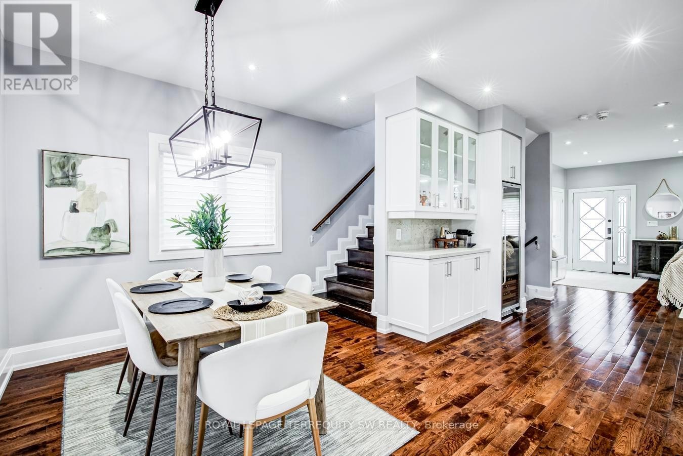 888 Fourth Street, Mississauga, ON, L5E 1J6 - 8