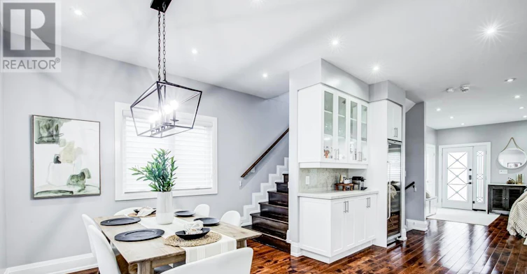 888 Fourth Street, Mississauga, ON, L5E 1J6 - 8