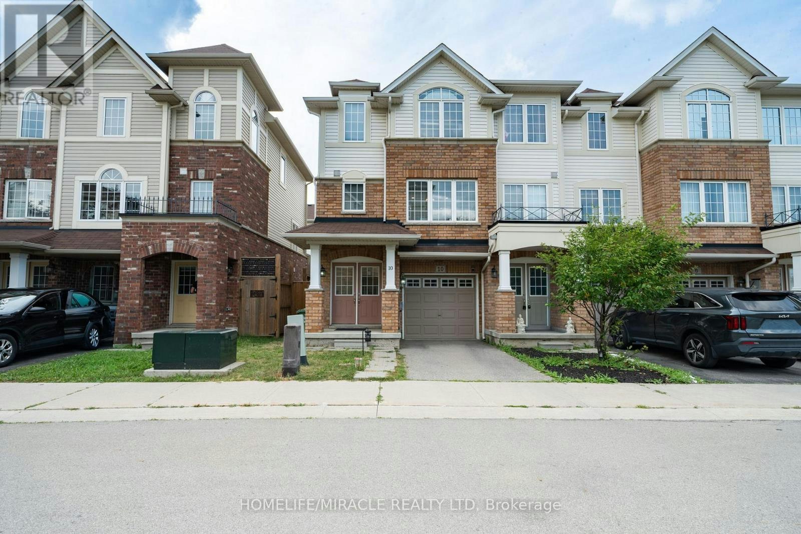 10 Kenridge Terrace, Hamilton, ON, L8J 0G4