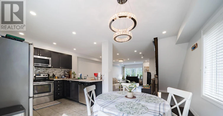 10 Kenridge Terrace, Hamilton, ON, L8J 0G4 - 23