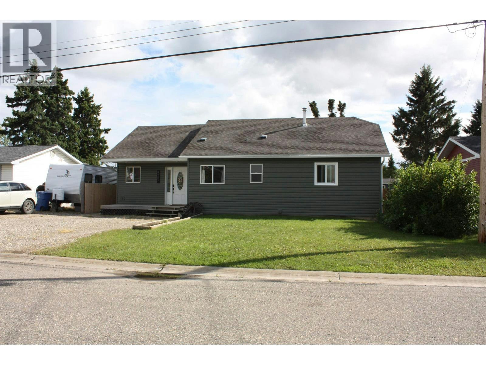 9207 108 Avenue, Fort St. John, BC, V1J 2P7