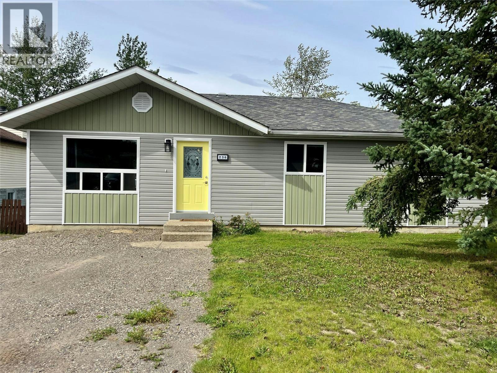 236 Bergeron Drive, Tumbler Ridge, BC, V0C 2W0