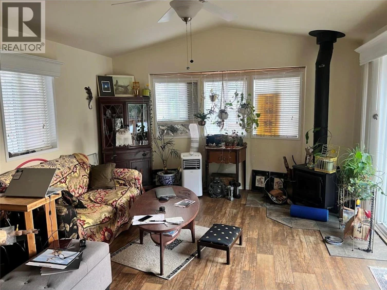 5251 Webster Street, Hedley, BC, V0X 1K0 - 10