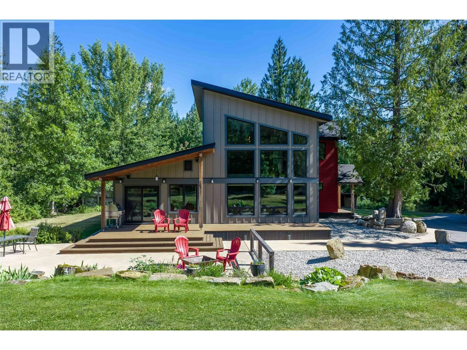 1808 Northview Drive, Revelstoke, BC, V0E 2S1