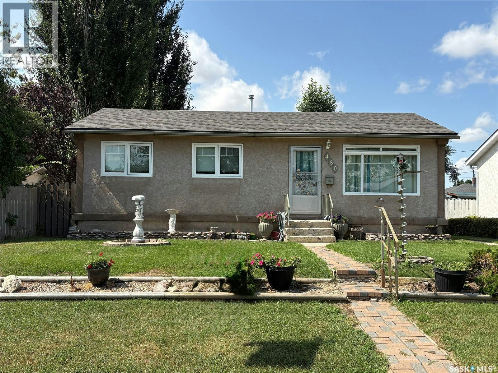 480 8th Avenue SE, Swift Current, SK, S9H 3Y7