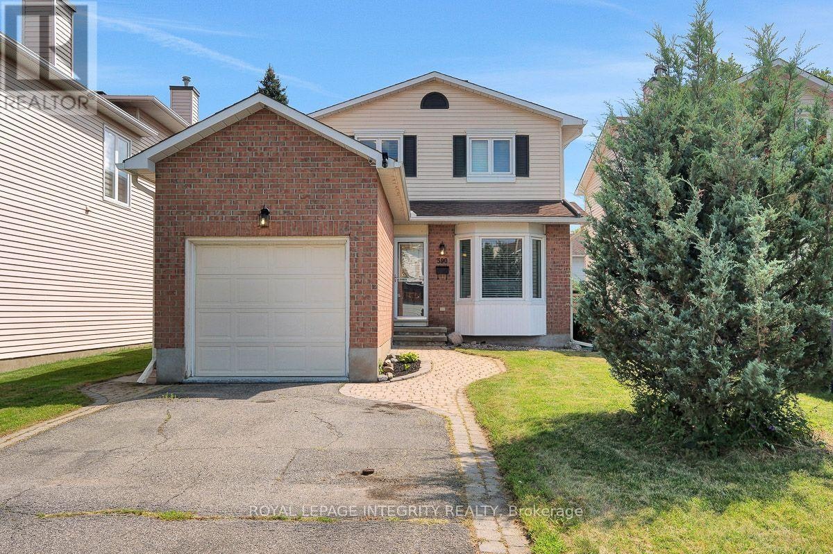 390 Oaklawn Crescent, Ottawa, ON, K4A 3J3
