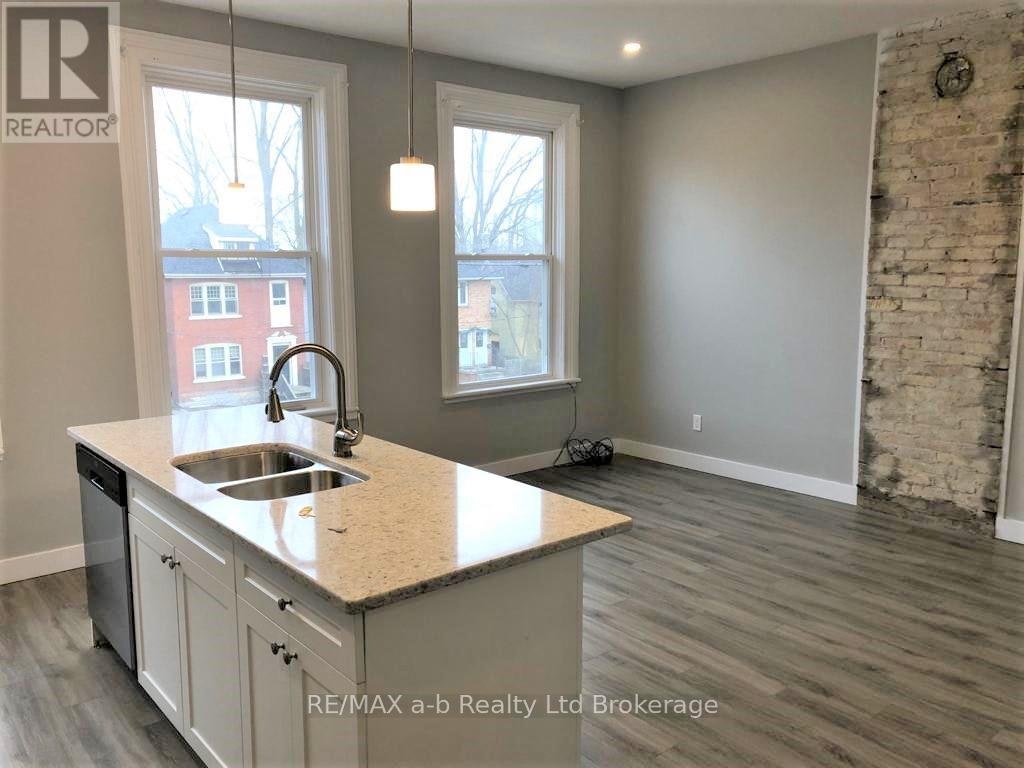 2-44 Stanley Street, London, ON, N6C 1B1