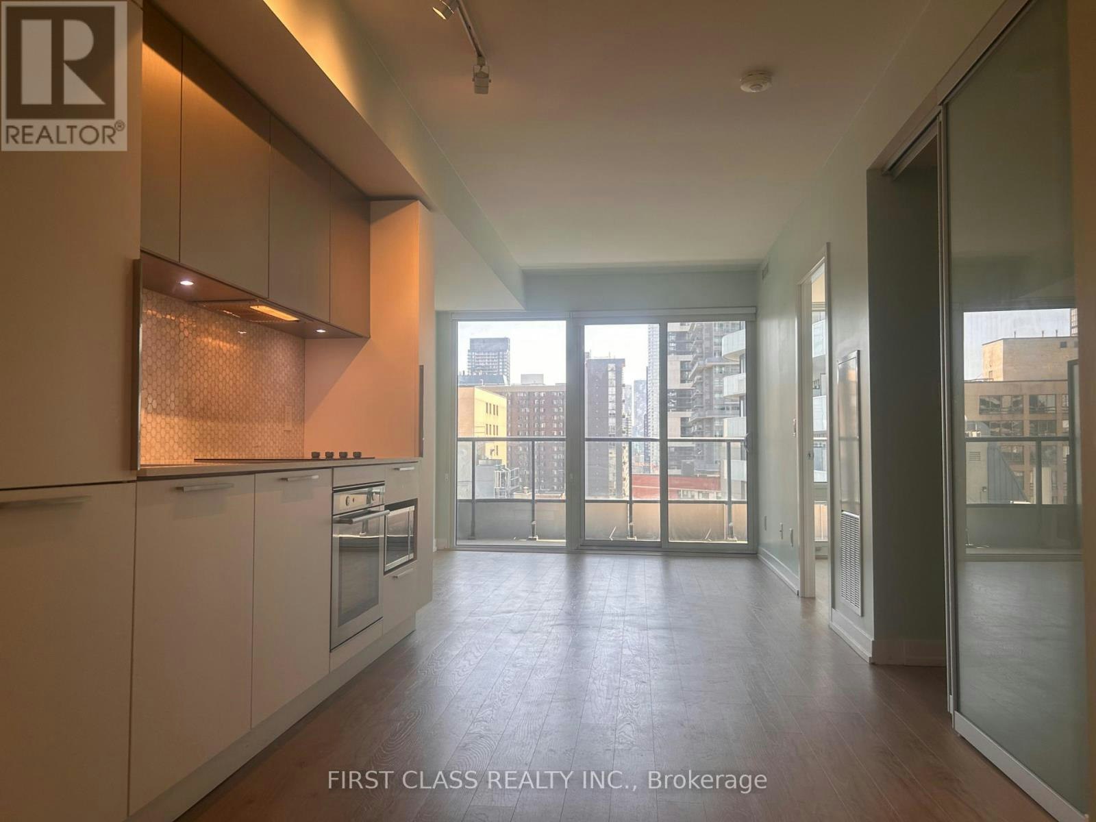 1518-85 Wood Street, Toronto, ON, M4Y 0E8 - 5