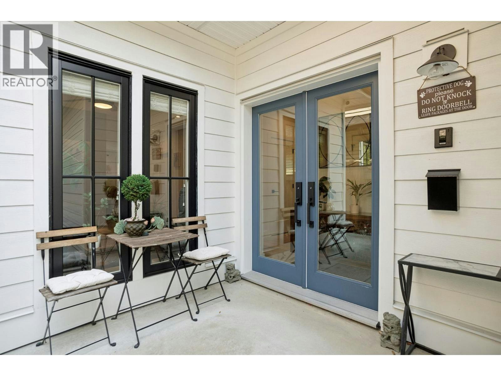 3751 Garry Street - 2