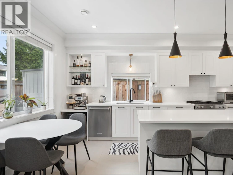 3751 Garry Street, Richmond, BC, V7E 2T6 - 9