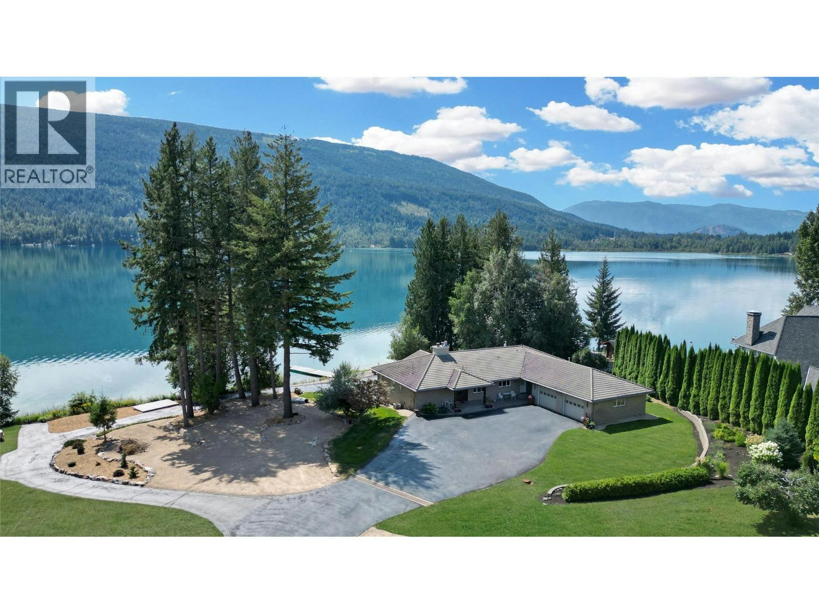 3886 Parri Road, Sorrento, BC, V0E 2W1