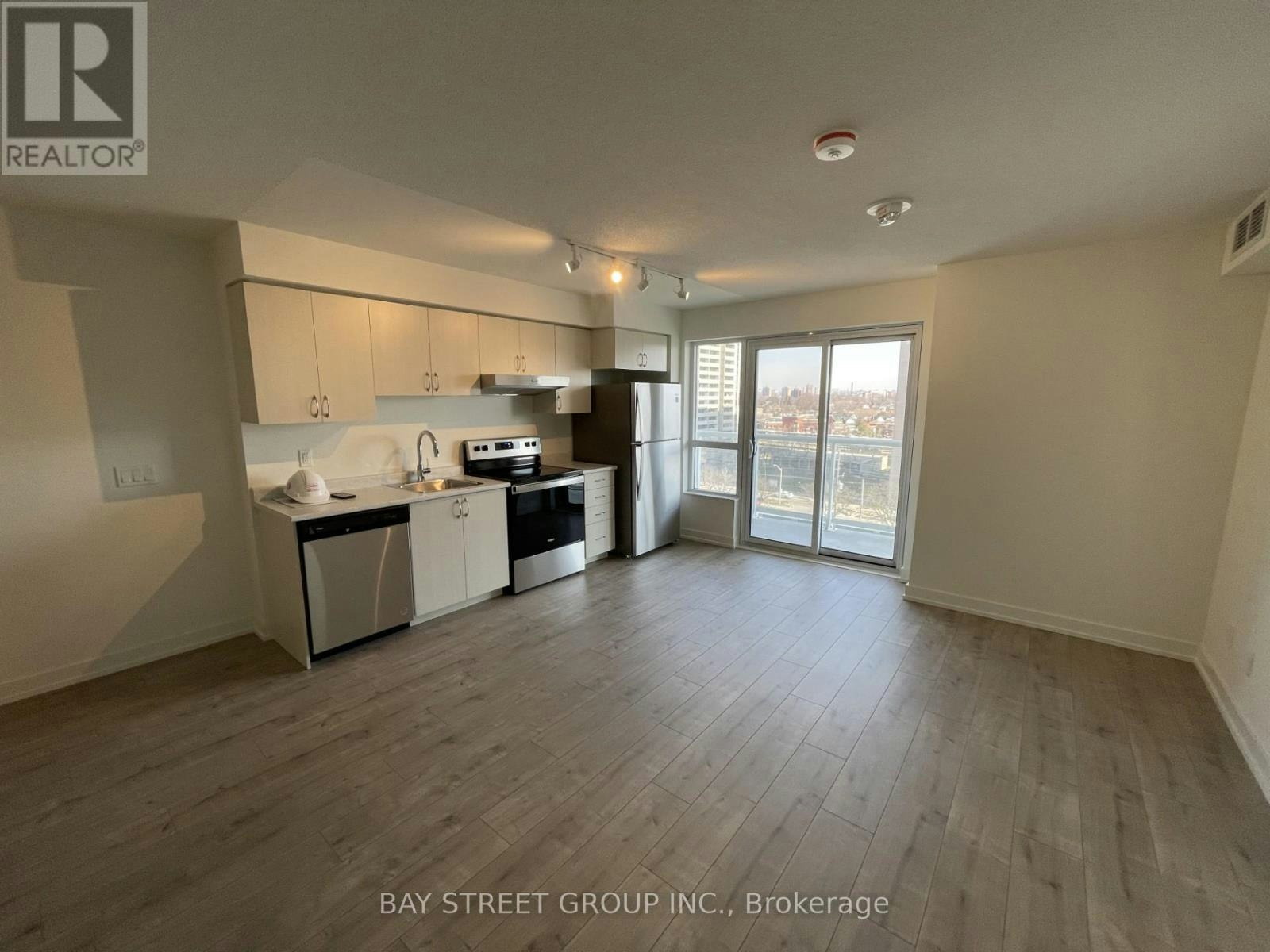 809-10 Wilby Crescent, Toronto, ON, M9N 1E5 - 5