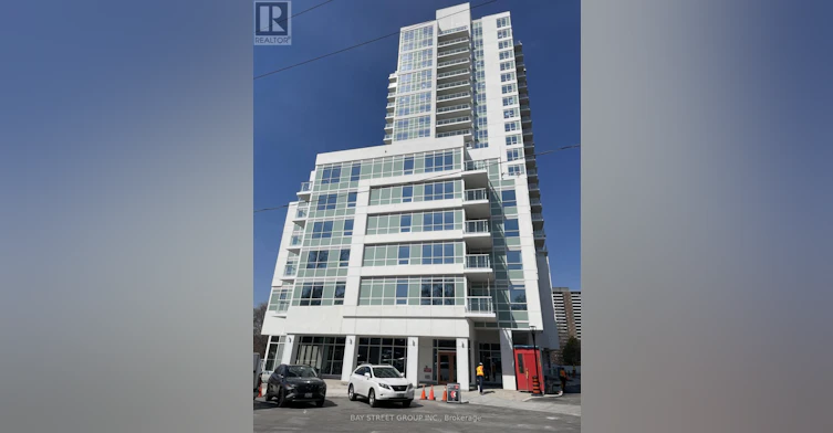 809-10 Wilby Crescent, Toronto, ON, M9N 1E5