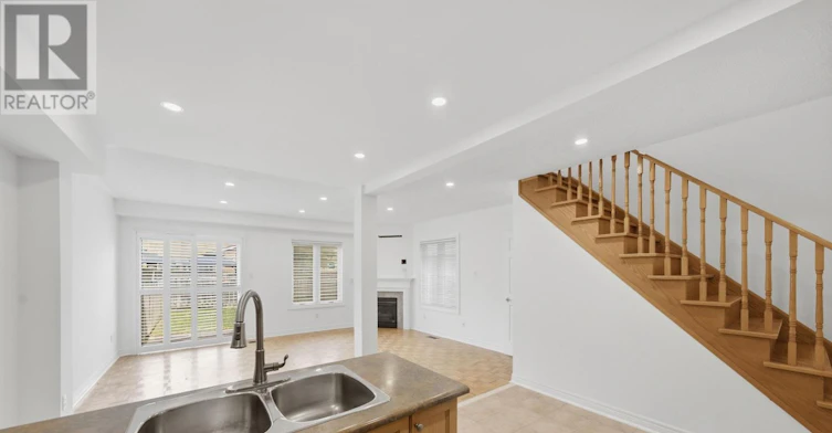 22 Carriage House Road, Caledon, ON, L7E 2H6 - 12