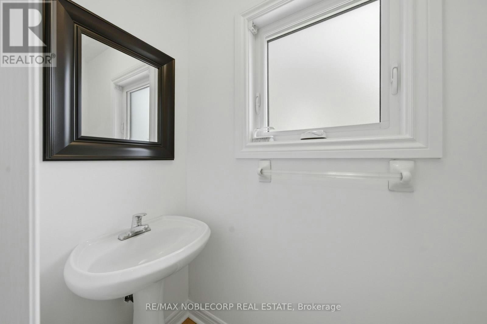 22 Carriage House Road, Caledon, ON, L7E 2H6 - 8