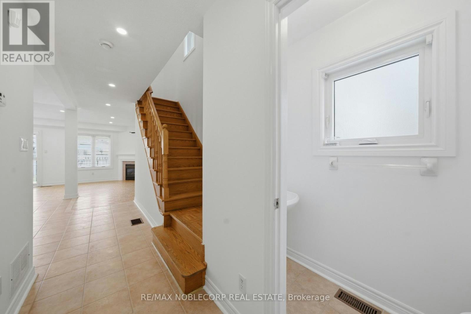 22 Carriage House Road, Caledon, ON, L7E 2H6 - 9