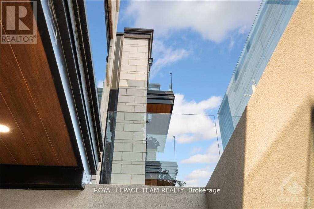 1-366 Winona Avenue, Ottawa, ON, K1Z 5H7 - 15