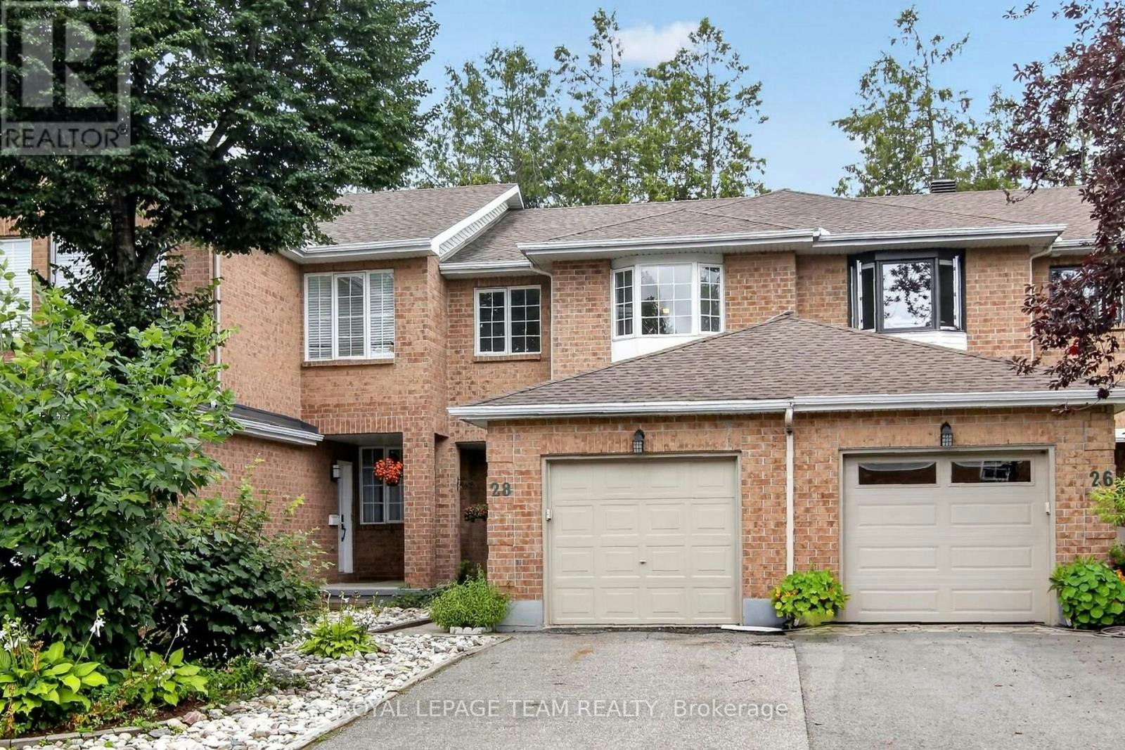 28 Cohen Avenue, Ottawa, ON, K2L 4E9