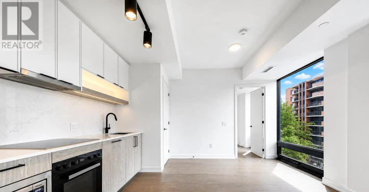 706-91 Montclair Avenue, Toronto, ON, M5P 0B1 - 3