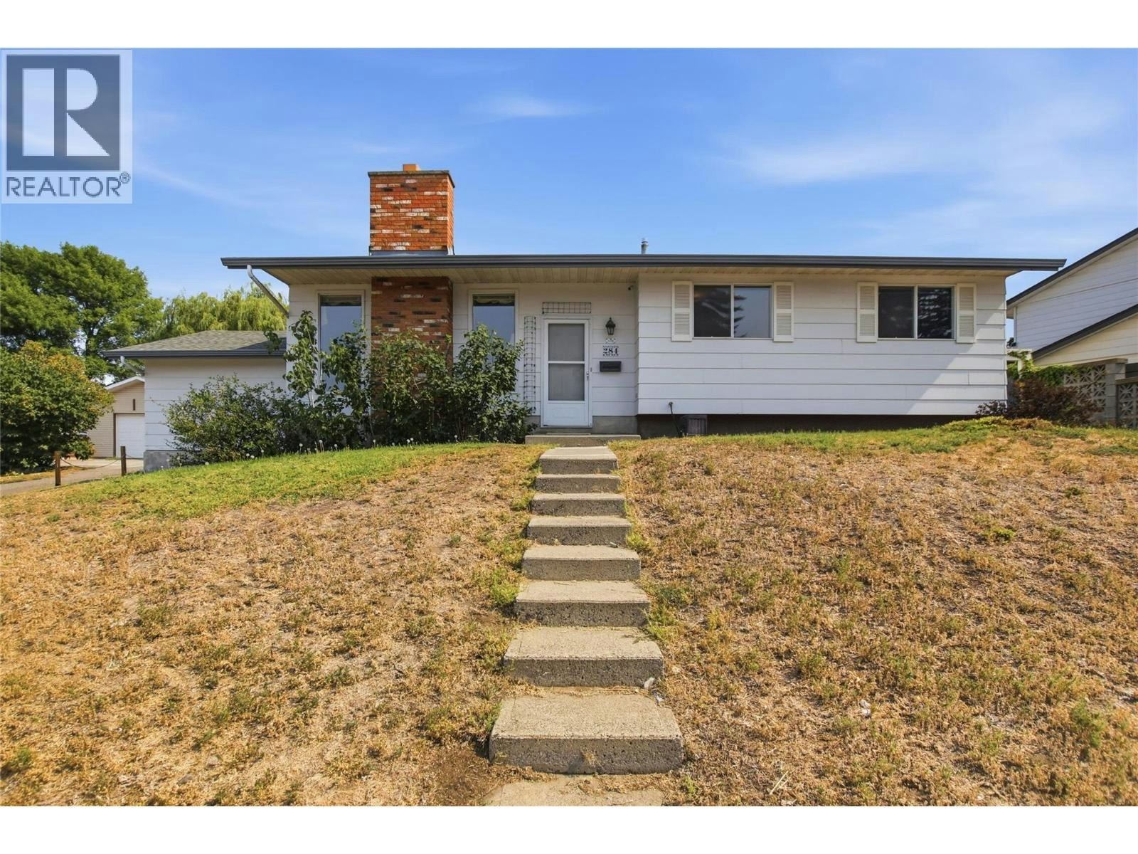 284 Arrowstone Drive, Kamloops, BC, V2C 1P7