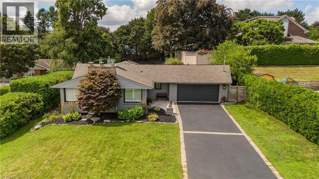 892 Shore Road NORTH, Burlington, ON, L7T 1A8