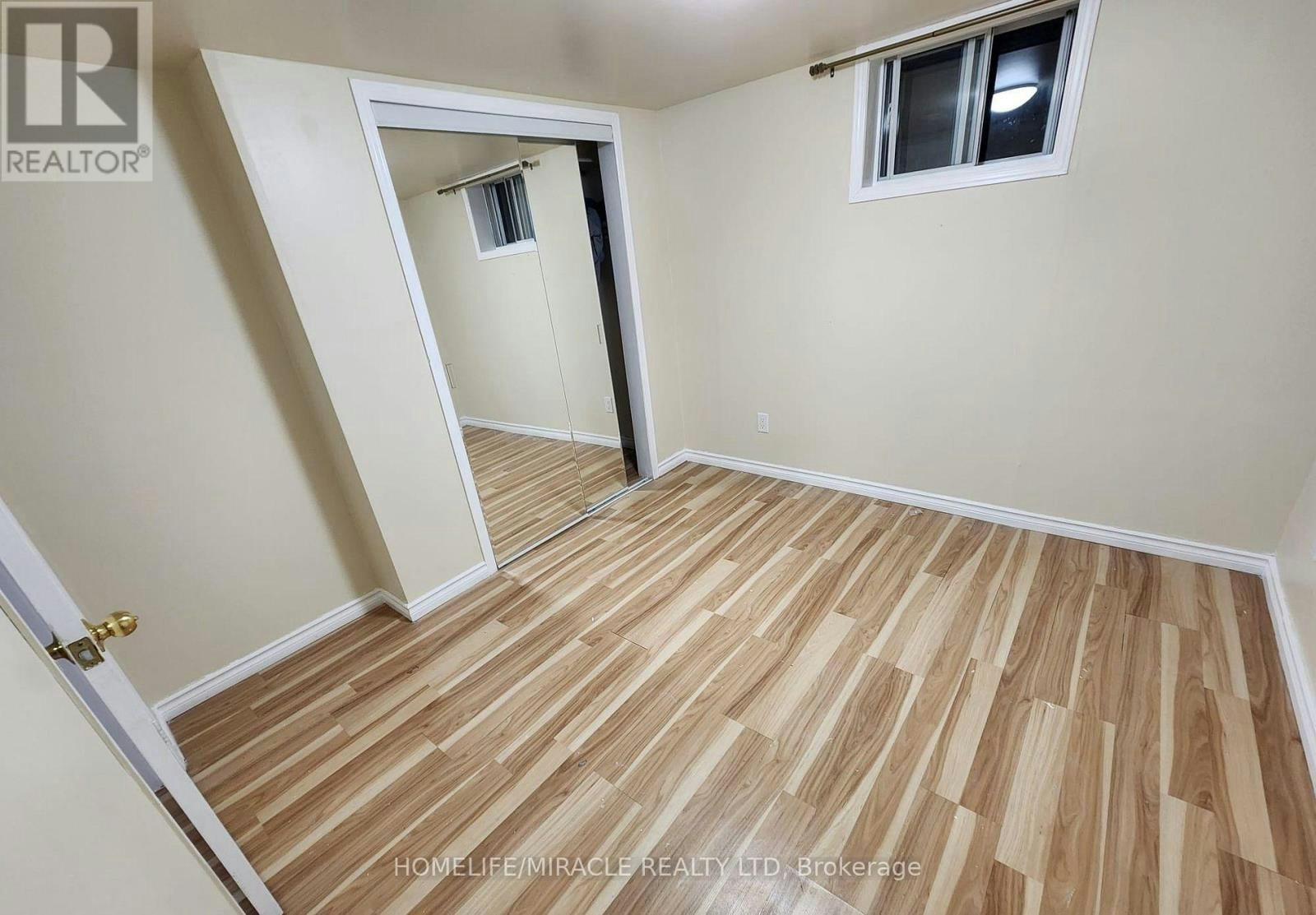 LOWER-45 Huntington Avenue, Toronto, ON, M1K 4K9 - 5