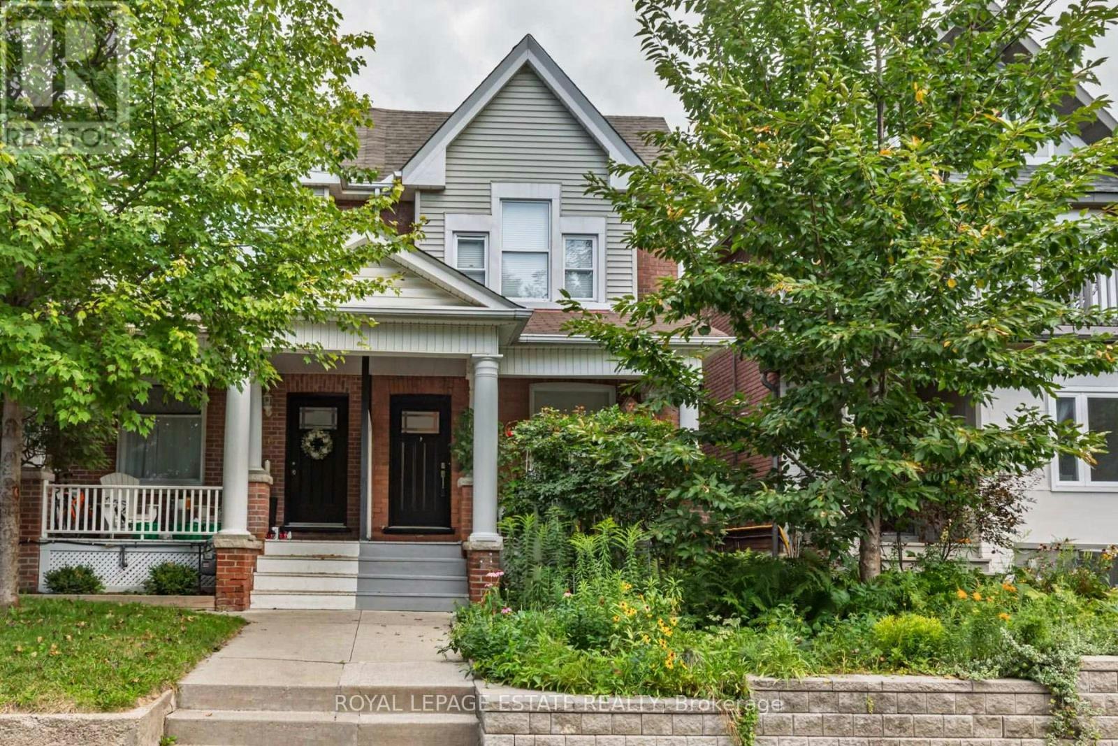 48 Bloomfield Avenue, Toronto, ON, M4L 2G3