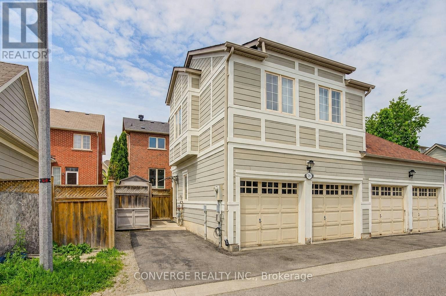 COACH HOUSE-29 Cardrew Street, Markham, ON, L6B 1G2