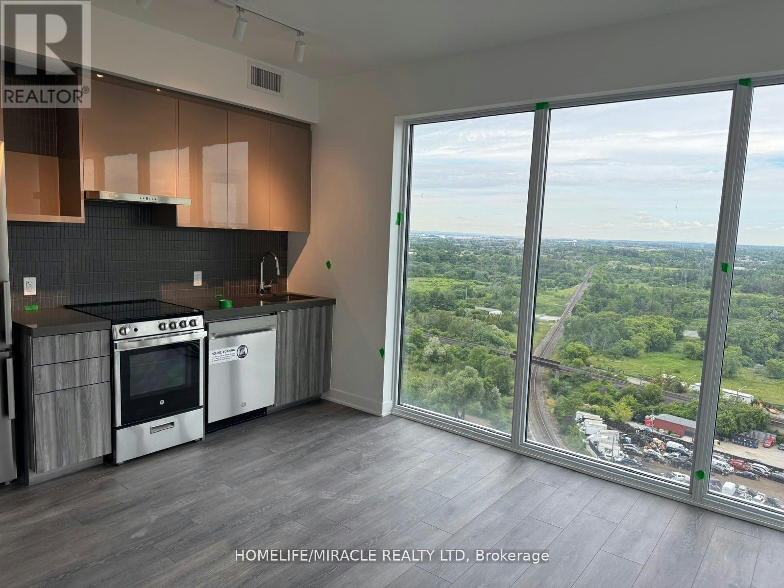 1920 2nd Brm) 6 Flavelle Trail, Vaughan, ON, L4L 1V8 - 6