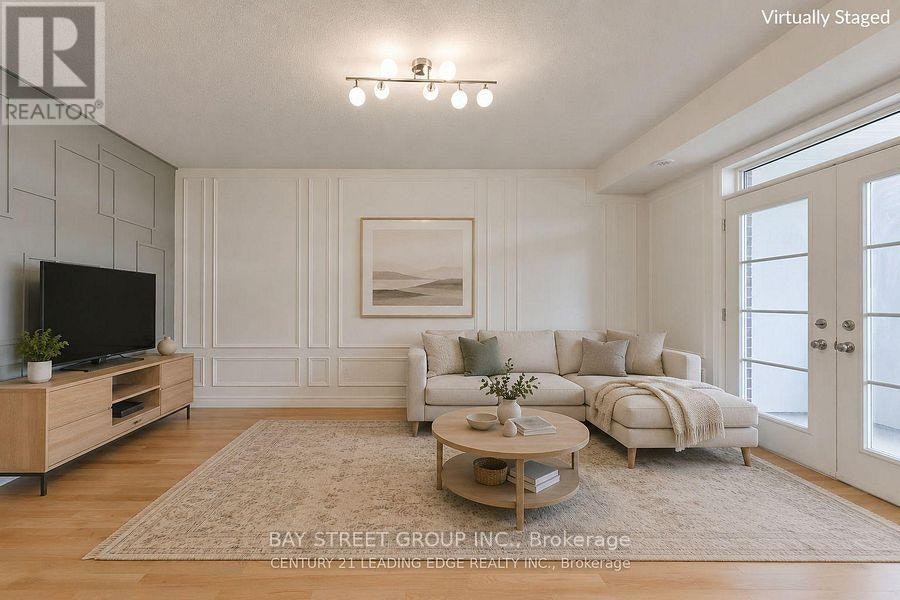 15 Alicia Lane, Markham, ON, L6B 1N7 - 2