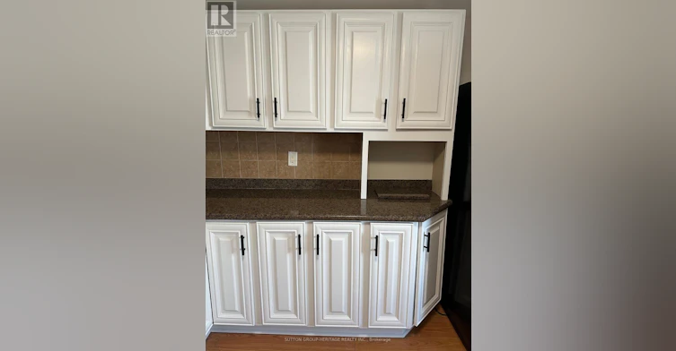 UPPER LEVEL-96 Brock Street W, Uxbridge, ON, L9P 1P4 - 4