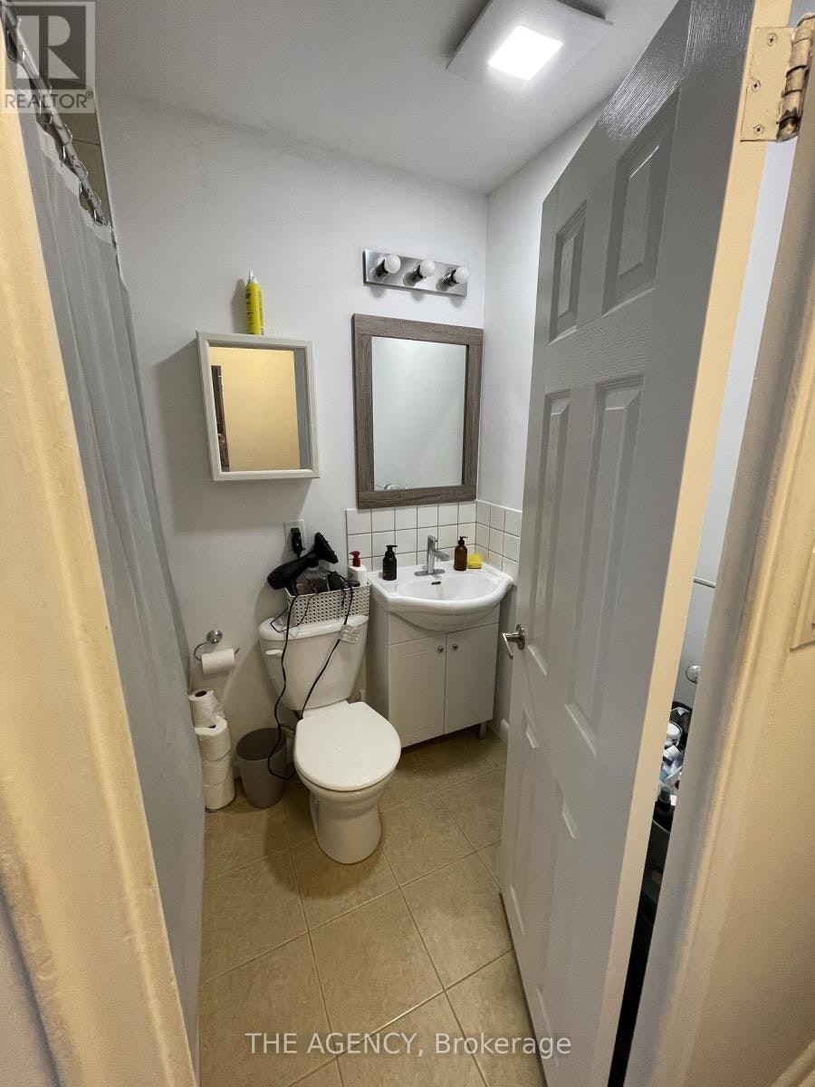4-2940 Dundas Street W, Toronto, ON, M6P 1Y8 - 10