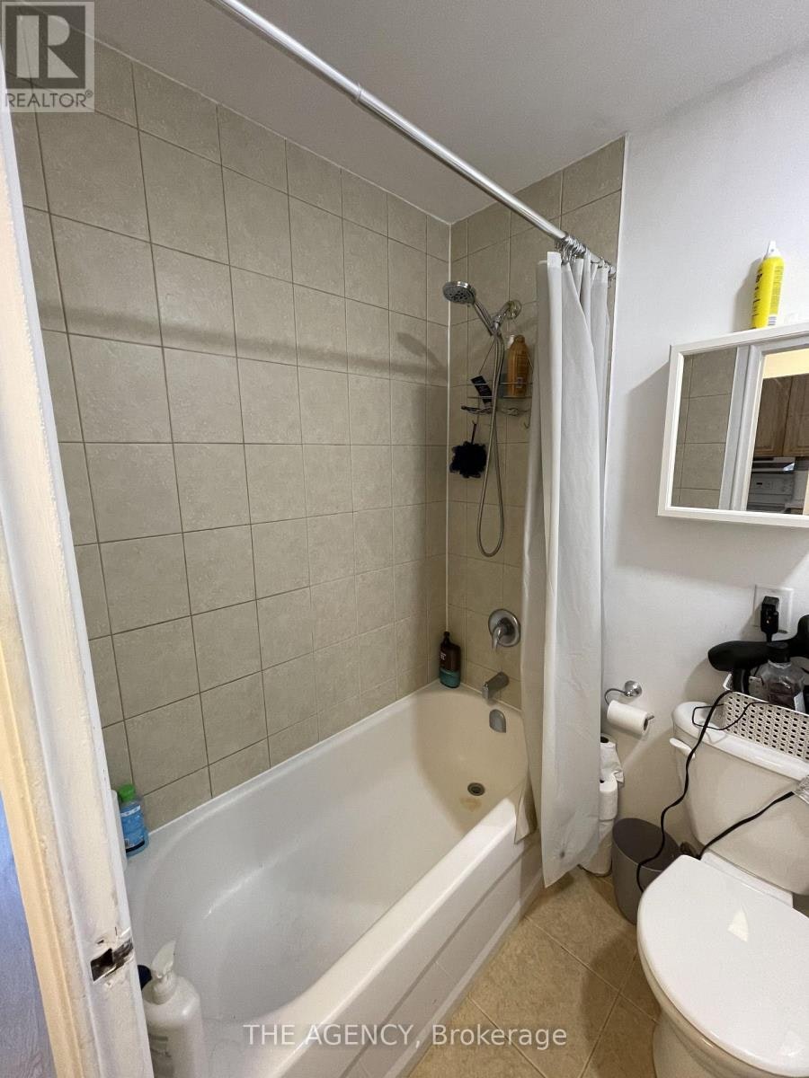 4-2940 Dundas Street W, Toronto, ON, M6P 1Y8 - 11