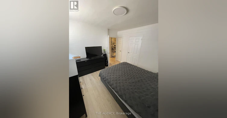 4-2940 Dundas Street W, Toronto, ON, M6P 1Y8 - 6