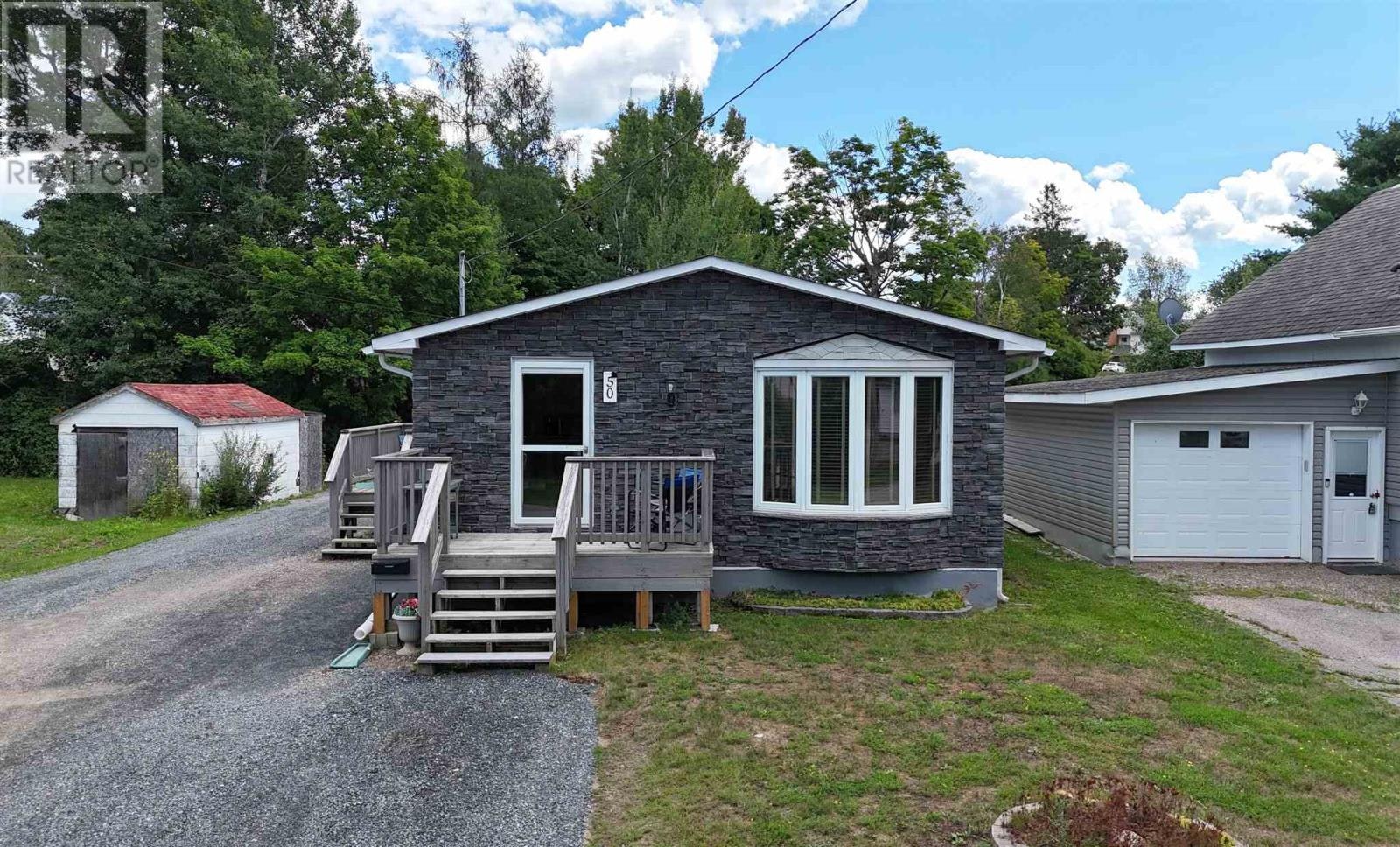 50 Lakeview Road, Elliot Lake, ON, P5A 2J1