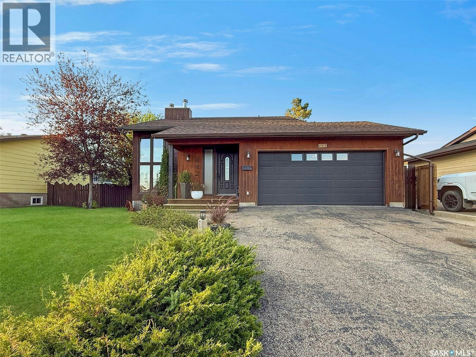 442 Walsh Trail, Swift Current, SK, S9H 4T8