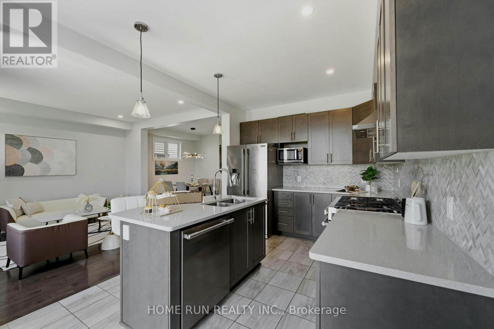 42 Clonfadda Terrace, Manotick, ON, K2J 6E9 - 12