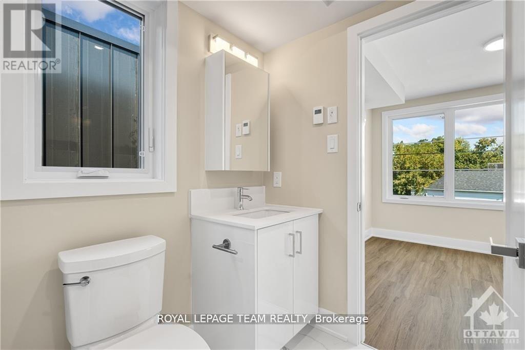 5-364 Winona Avenue, Ottawa, ON, K1Z 5H7 - 9