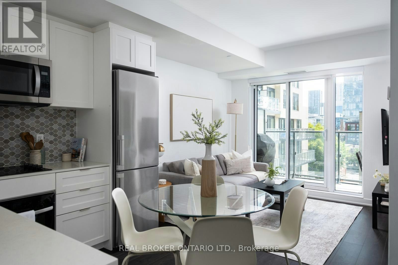 528-543 Richmond Street W, Toronto, ON, M5V 0W9