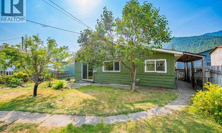 5727 Ponderosa Road