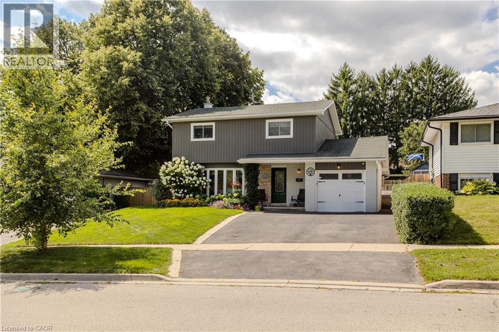 2124 Sandringham Drive, Burlington, ON, L7P 1L9