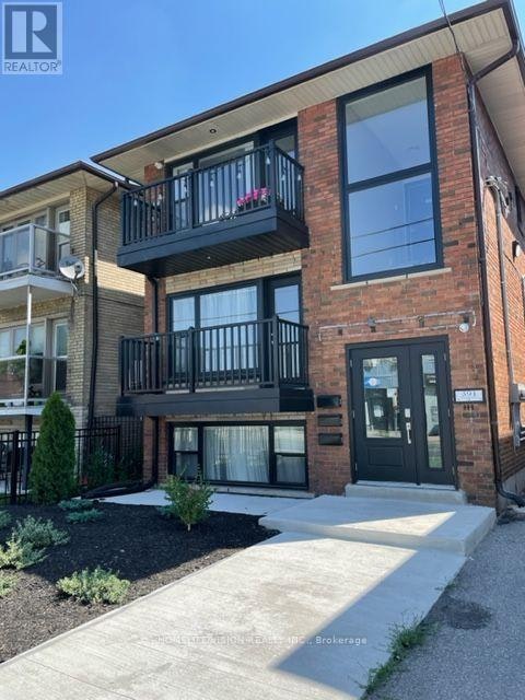 391 Royal York Road, Toronto, ON, M8Y 2R4