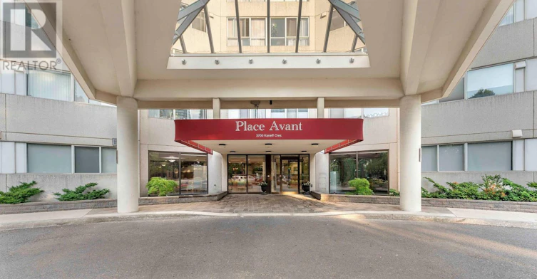 202-3700 Kaneff Crescent N, Mississauga, ON, L5A 4B8 - 2