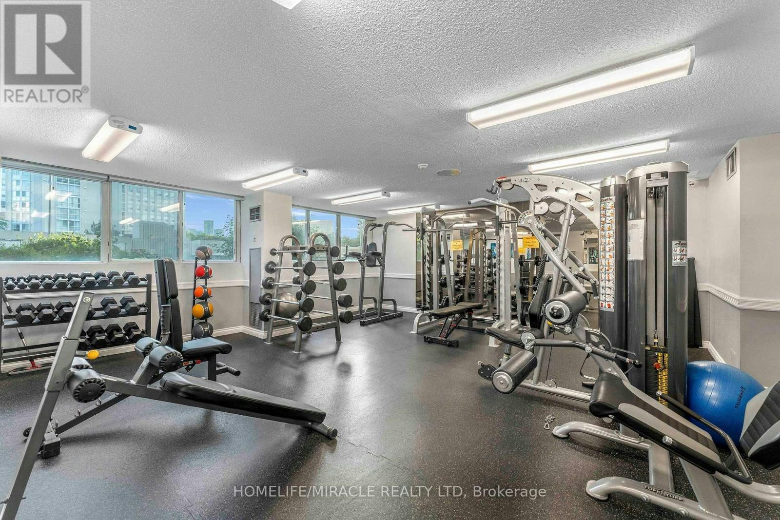 202-3700 Kaneff Crescent N, Mississauga, ON, L5A 4B8 - 23
