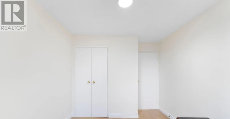 202-3700 Kaneff Crescent N, Mississauga, ON, L5A 4B8 - 6