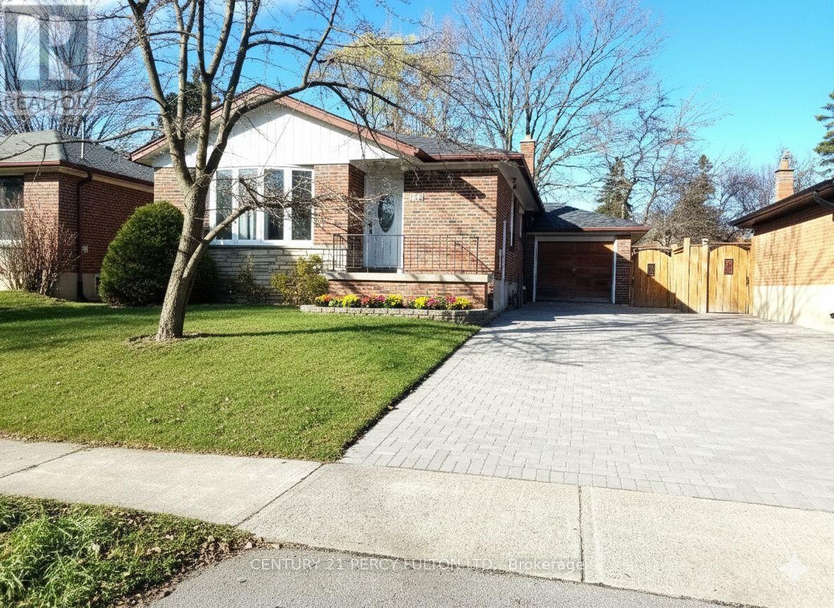 BSMT 2-182 Confederation Drive, Toronto, ON, M1G 1B1