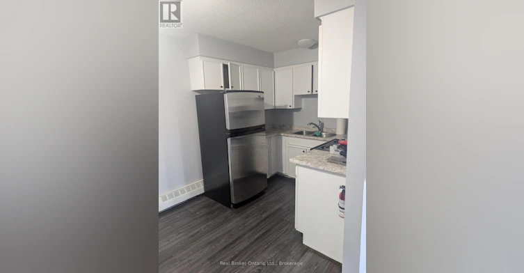 7-301 West Street N, Orillia, ON, L3V 5E1 - 3