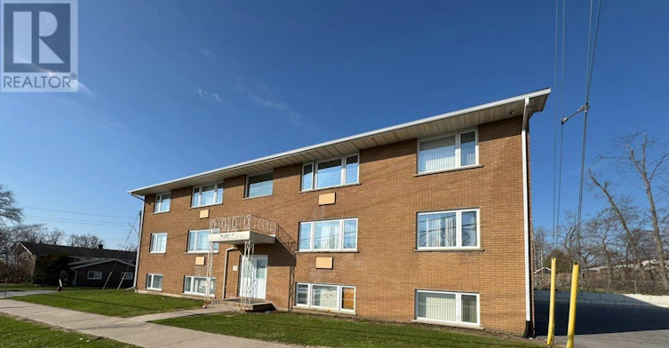 7-301 West Street N, Orillia, ON, L3V 5E1